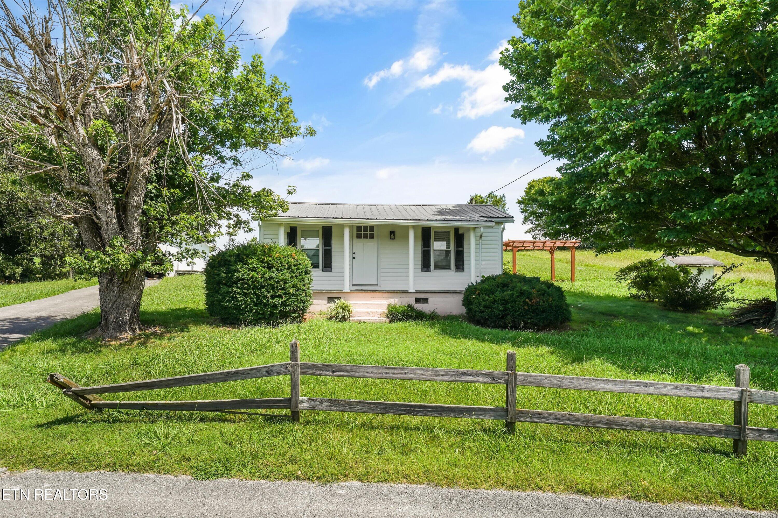 121 Green Rd
