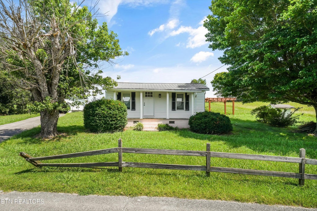 Photo of 121 Green Rd, Philadelphia, TN 37846 (MLS # 1351663)
