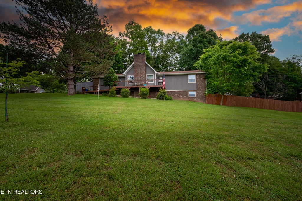 Photo of 1537 N Courtney Oak Lane, Knoxville, TN 37938 (MLS # 1263003)
