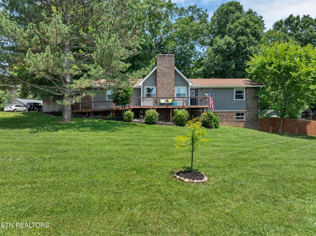 Photo of 1537 N Courtney Oak Lane, Knoxville, TN 37938 (MLS # 1263003)