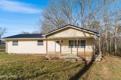 Photo of 53 Takesa Drive, Crossville, TN 38555 (MLS # 1324356)
