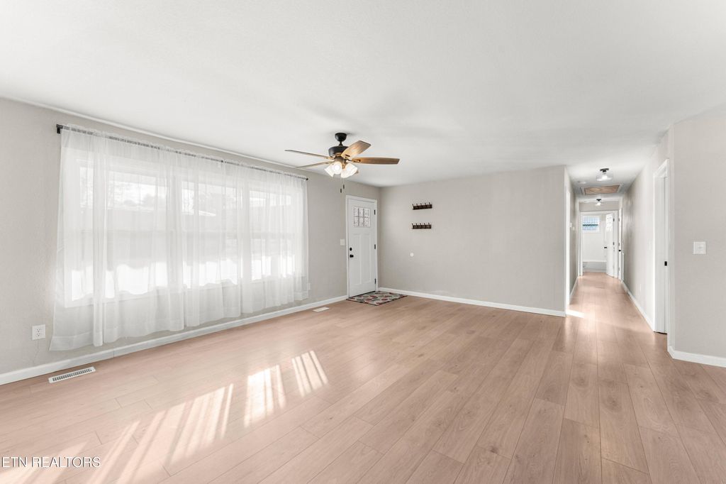 Photo of 53 Takesa Drive, Crossville, TN 38555 (MLS # 1324356)