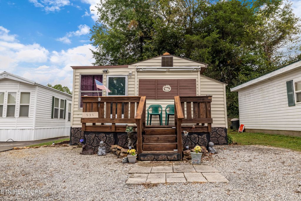 Photo of 535 Flamingo Circle, Townsend, TN 37882 (MLS # 1277934)