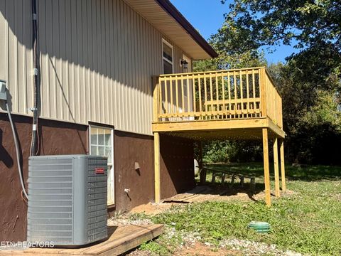Tiny photo for 122 OPAL St, Tazewell, TN 37879 (MLS # 1318858)