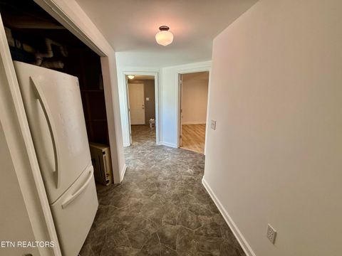 Tiny photo for 122 OPAL St, Tazewell, TN 37879 (MLS # 1318858)