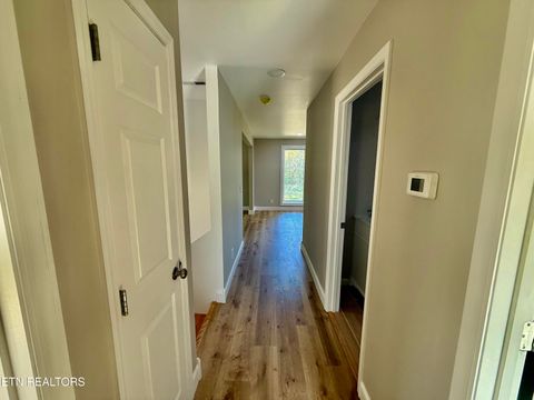 Tiny photo for 122 OPAL St, Tazewell, TN 37879 (MLS # 1318858)