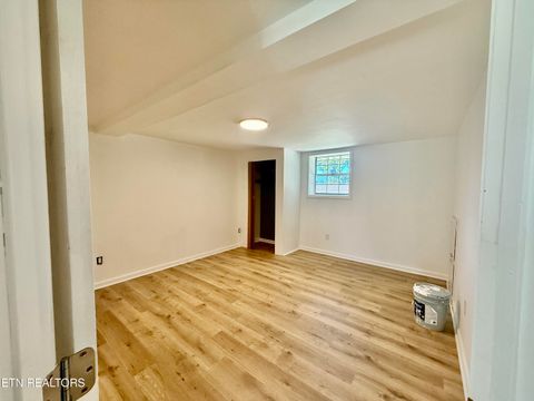 Tiny photo for 122 OPAL St, Tazewell, TN 37879 (MLS # 1318858)