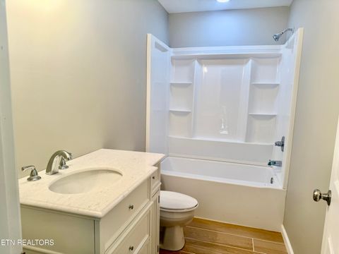 Tiny photo for 122 OPAL St, Tazewell, TN 37879 (MLS # 1318858)
