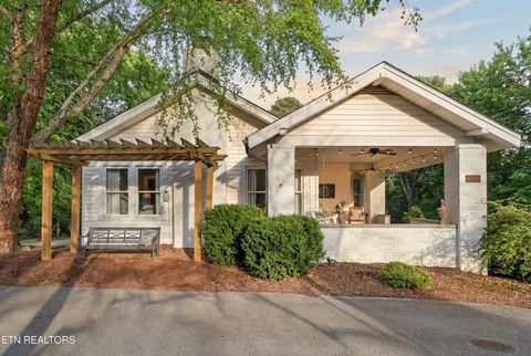 Photo of 6911 Nubbin Ridge Drive, Knoxville, TN 37919 (MLS # 1327815)