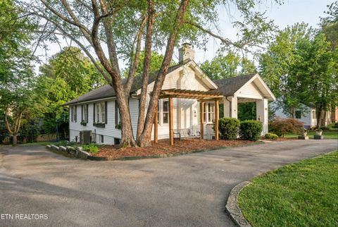 Tiny photo for 6911 Nubbin Ridge Drive, Knoxville, TN 37919 (MLS # 1327815)