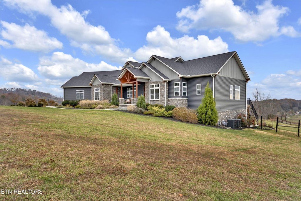 Photo of 186 Galilean Rd, Kingston, TN 37763 (MLS # 1283829)