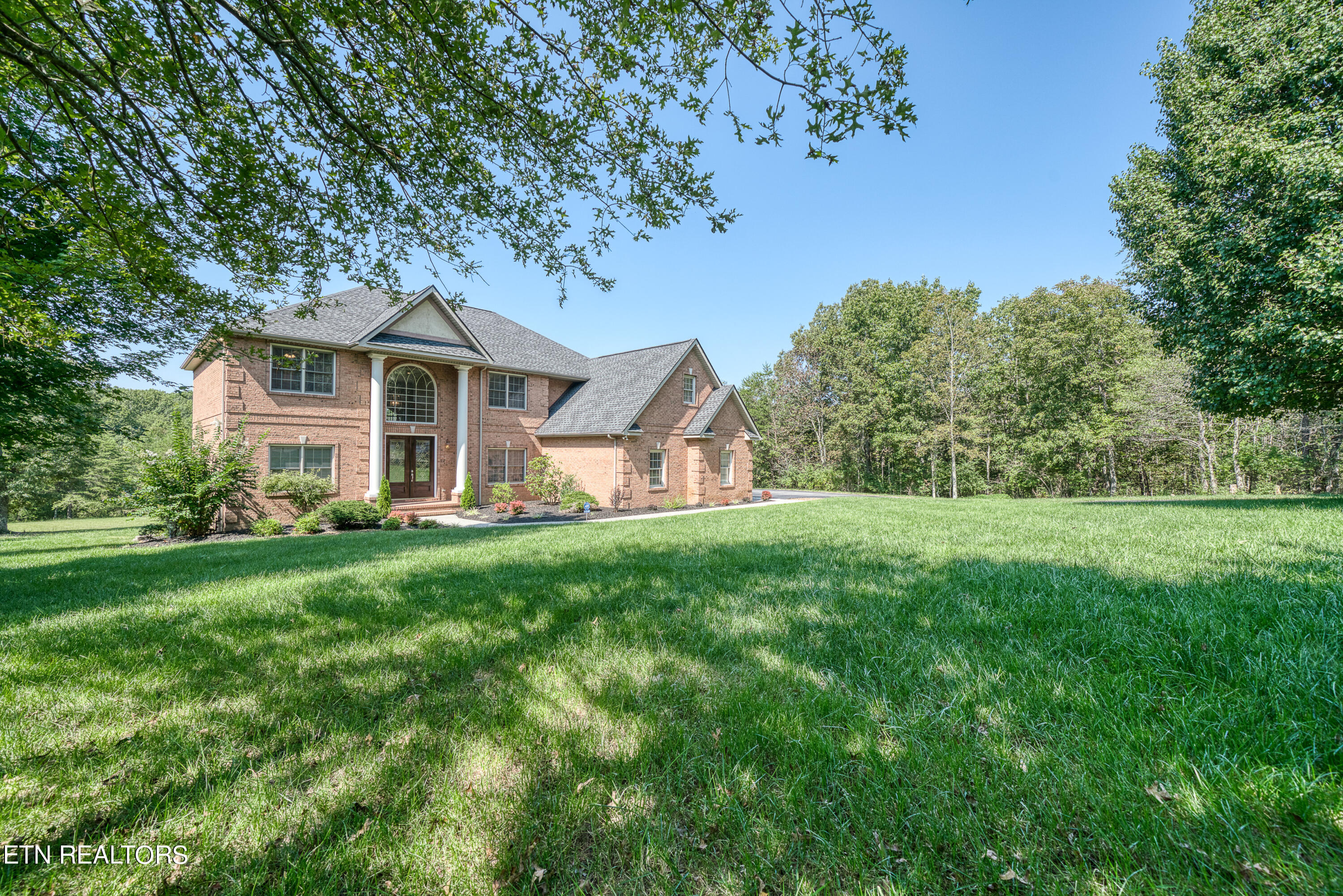 435 Magnolia Lane