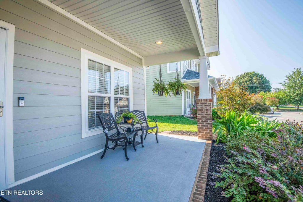 Photo of 125 McNeilly Circle, Maryville, TN 37803 (MLS # 1353743)