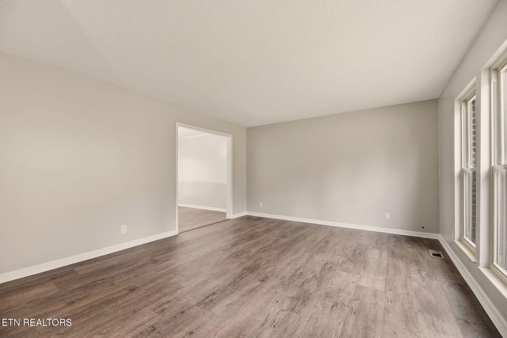 Photo of 103 Middlebury Rd, Oak Ridge, TN 37830 (MLS # 1331761)