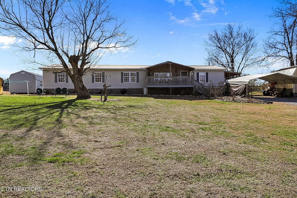 Photo of 822 Regan Rd, Strawberry Plains, TN 37871 (MLS # 1327120)