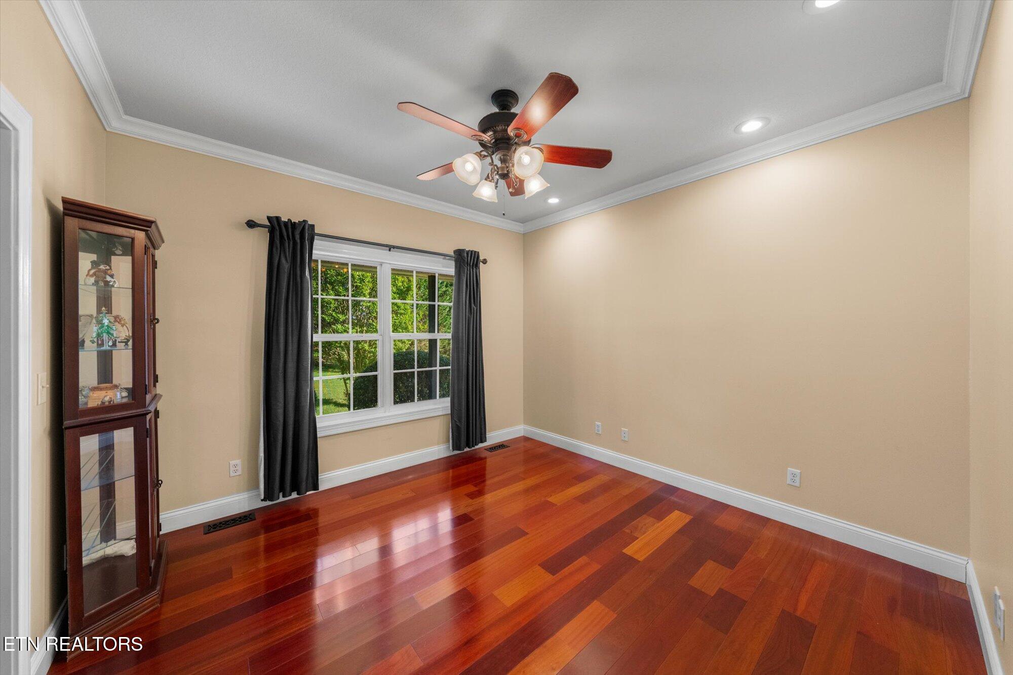 1090 Snow Hill Rd