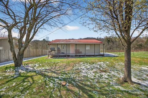 Photo of 220 Pierce Lane, Monterey, TN 38574 (MLS # 1333216)