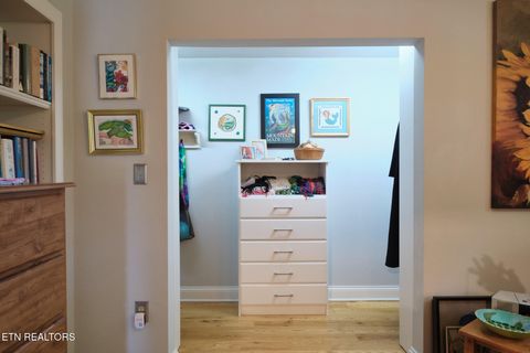 Tiny photo for 817 Lakewood Drive, Jefferson City, TN 37760 (MLS # 1343128)