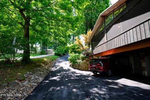 Tiny photo for 817 Lakewood Drive, Jefferson City, TN 37760 (MLS # 1343128)