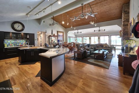 Tiny photo for 817 Lakewood Drive, Jefferson City, TN 37760 (MLS # 1343128)