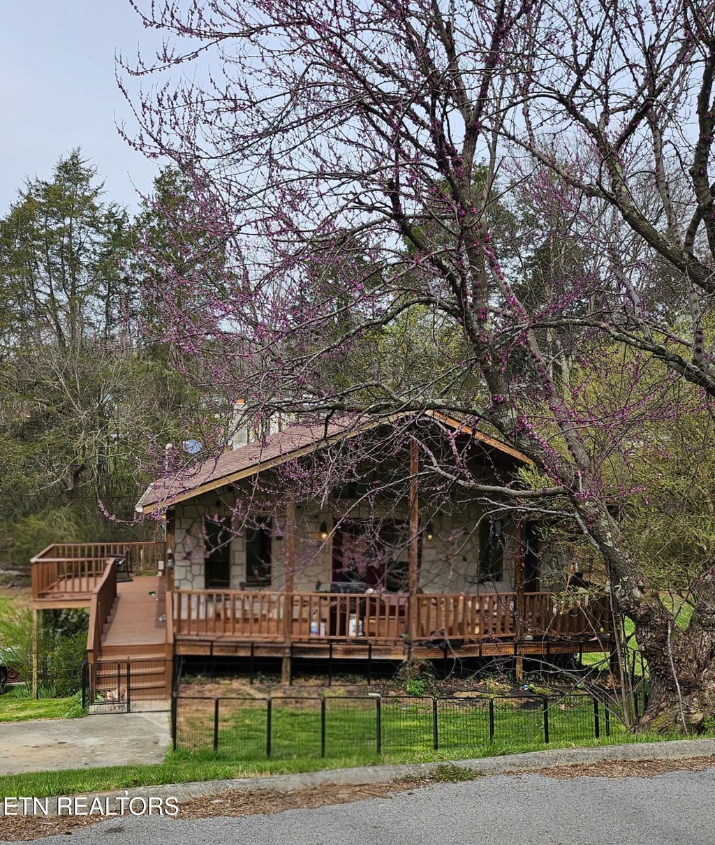 Photo of 188 Cross Creek Rd, Maynardville, TN 37807 (MLS # 1333500)