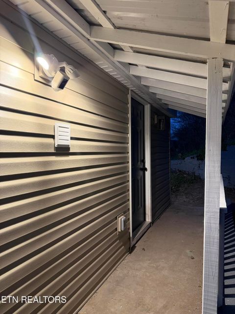 Tiny photo for 717 Cherry St, LaFollette, TN 37766 (MLS # 1334813)