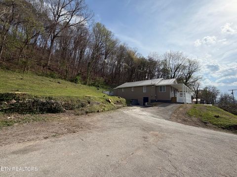 Tiny photo for 717 Cherry St, LaFollette, TN 37766 (MLS # 1334813)