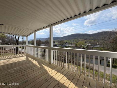 Tiny photo for 717 Cherry St, LaFollette, TN 37766 (MLS # 1334813)