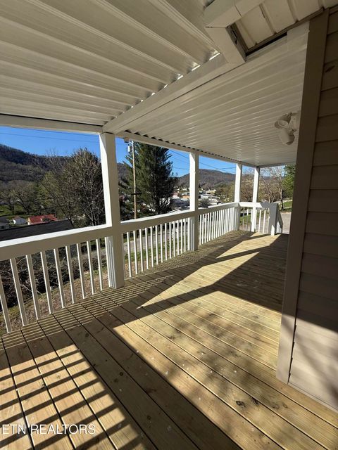 Tiny photo for 717 Cherry St, LaFollette, TN 37766 (MLS # 1334813)