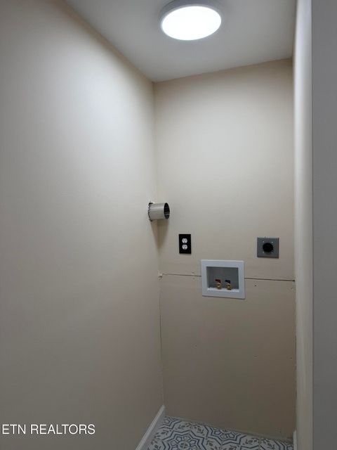 Tiny photo for 717 Cherry St, LaFollette, TN 37766 (MLS # 1334813)