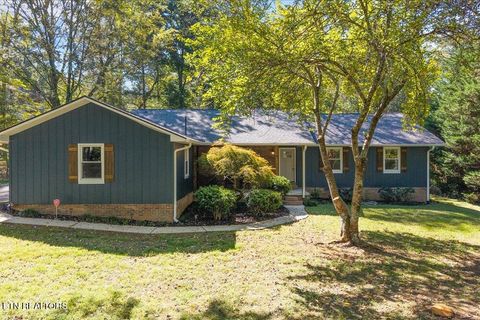 Photo of 126 Clifton Circle, Oak Ridge, TN 37830 (MLS # 1318584)