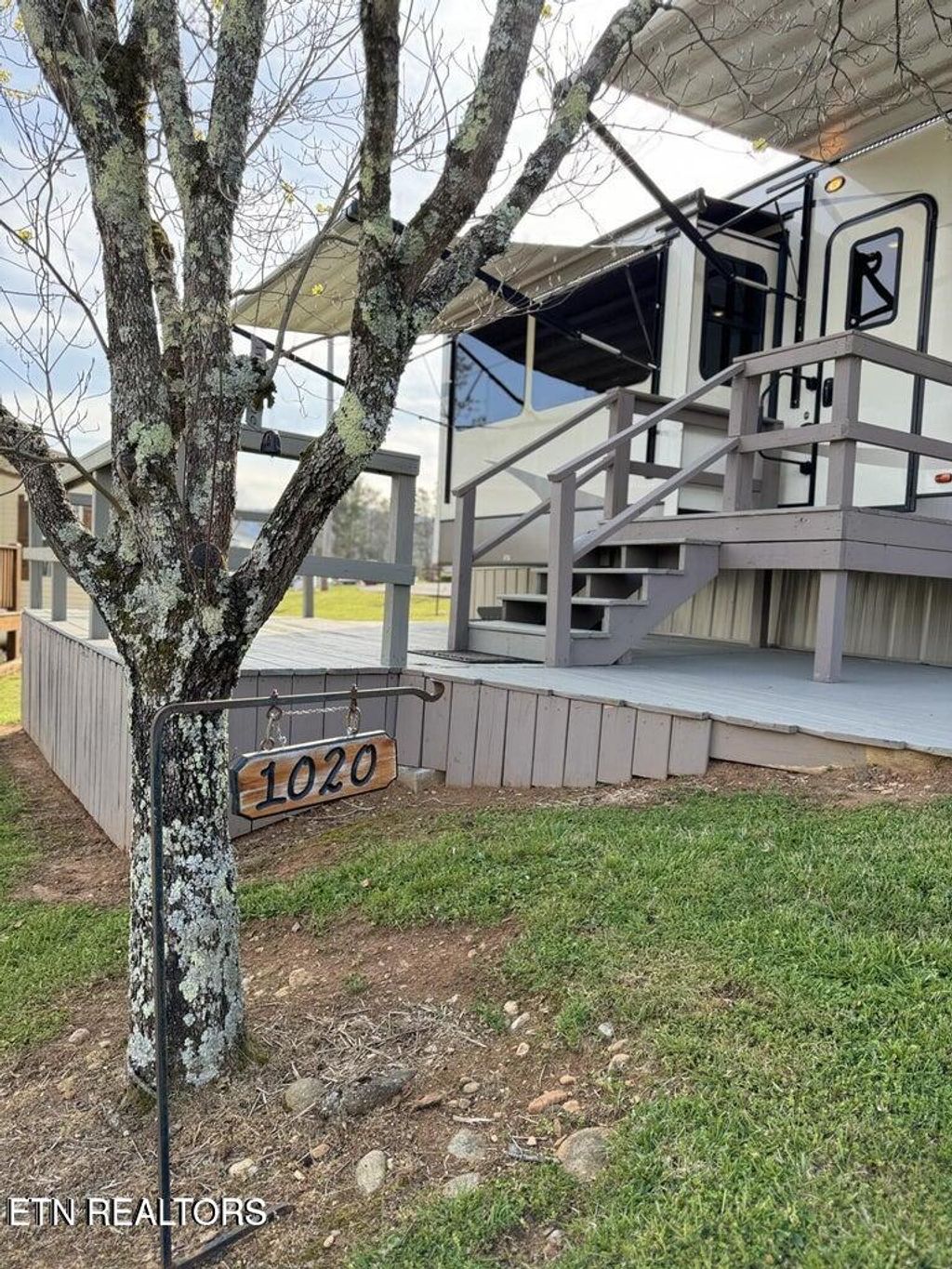 Photo of 1020 Kildee St, Townsend, TN 37882 (MLS # 1282429)