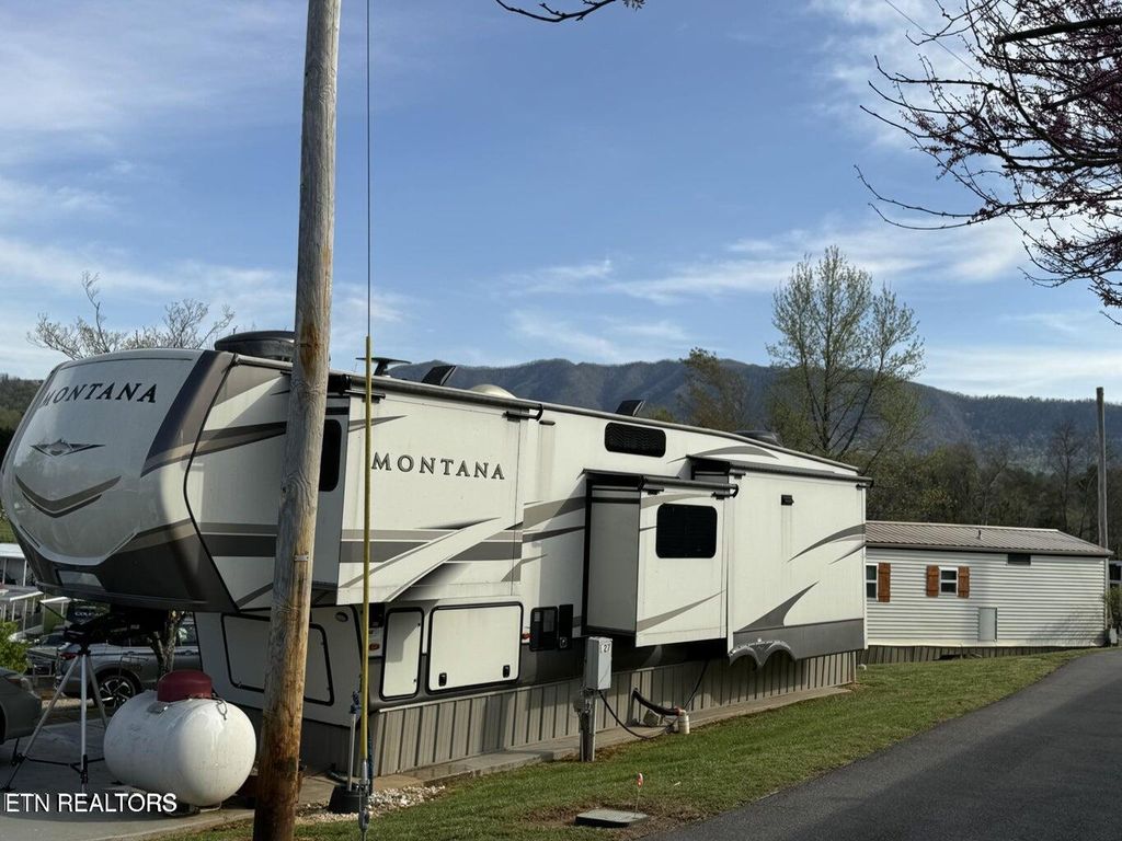 Photo of 1020 Kildee St, Townsend, TN 37882 (MLS # 1282429)