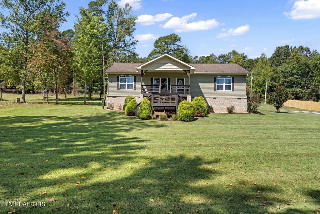 Photo of 135 Lake Overlook, Kingston, TN 37763 (MLS # 1315983)