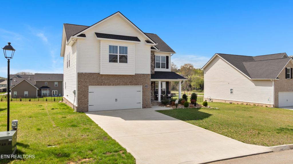 Photo of 2159 Tributary Drive, Sevierville, TN 37876 (MLS # 1335269)