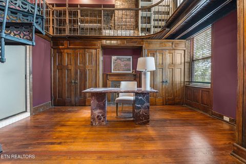 Tiny photo for 105 W 5Th Ave, Knoxville, TN 37917 (MLS # 1335770)