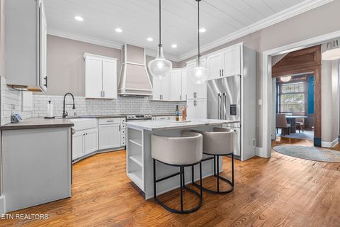 Tiny photo for 105 W 5Th Ave, Knoxville, TN 37917 (MLS # 1335770)