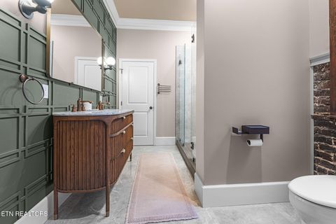 Tiny photo for 105 W 5Th Ave, Knoxville, TN 37917 (MLS # 1335770)