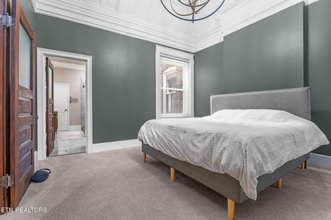 Tiny photo for 105 W 5Th Ave, Knoxville, TN 37917 (MLS # 1335770)