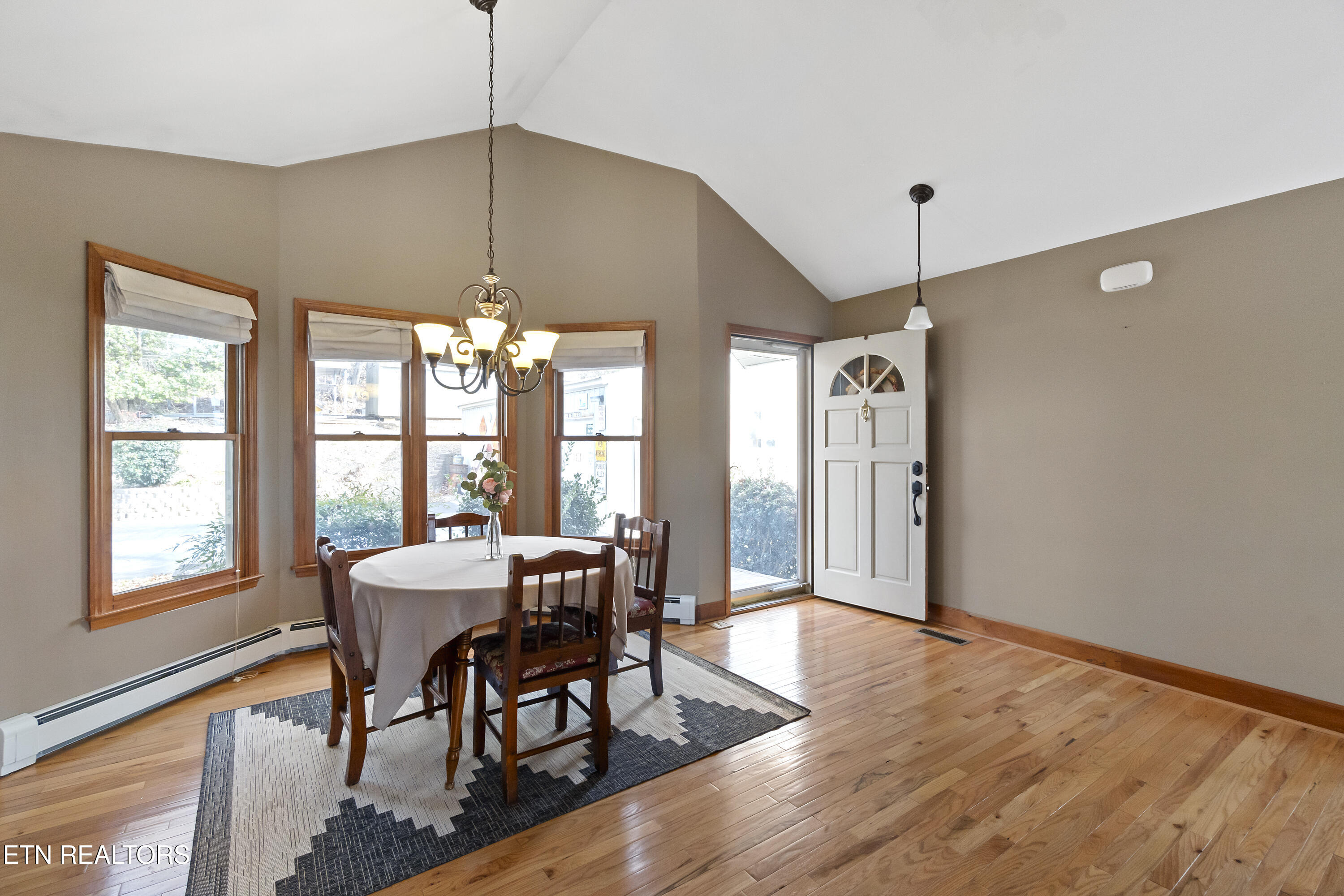 534 White Oak Circle