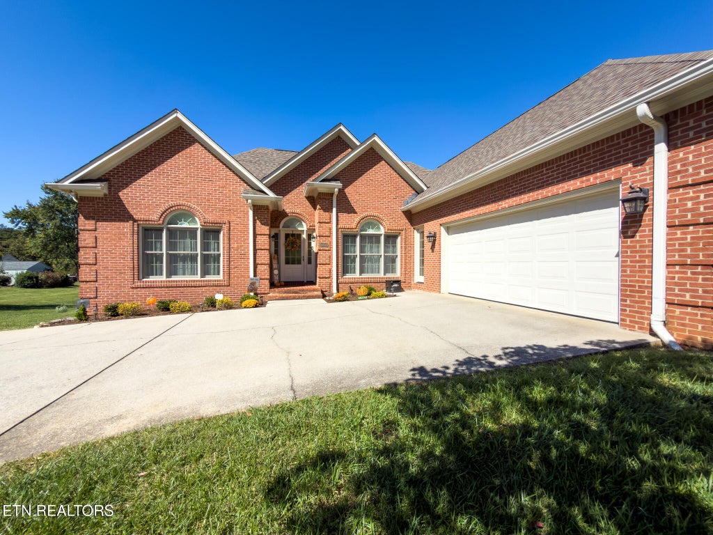 Photo of 2451 Parris Drive DR, Lenoir City, TN 37772 (MLS # 1358304)