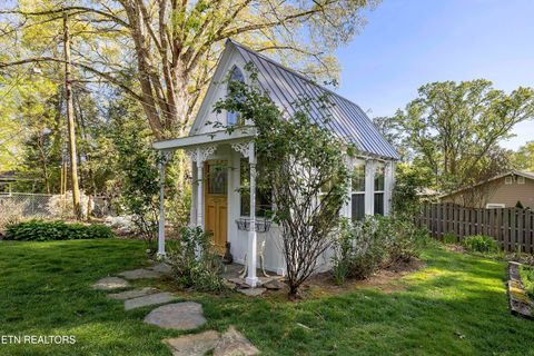 Tiny photo for 5720 Woodburn Drive, Knoxville, TN 37919 (MLS # 1336652)