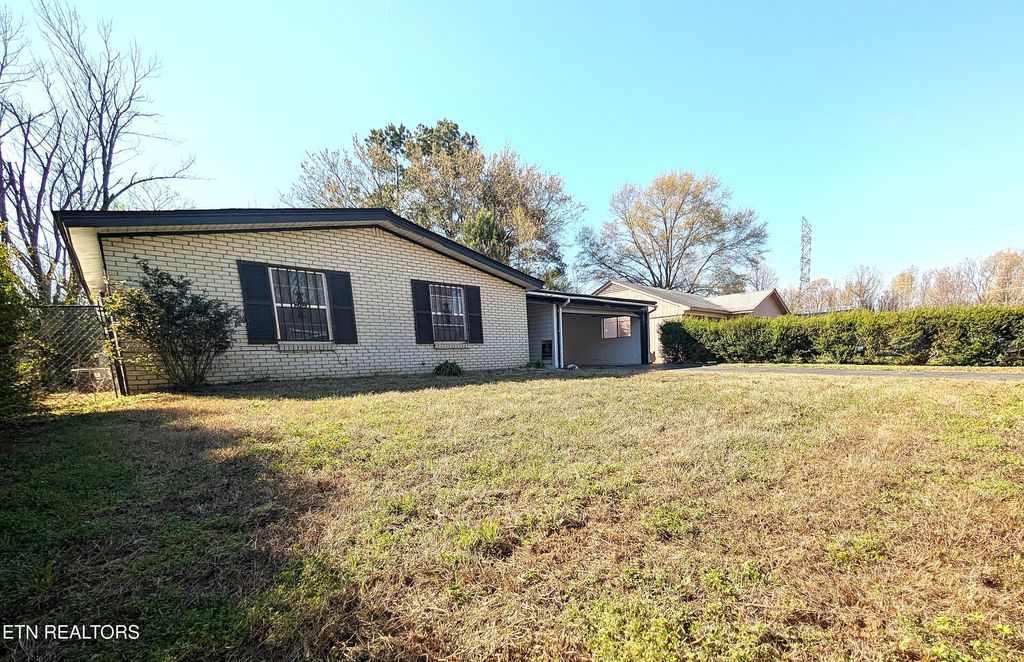 Photo of 3771 McCain Rd, Memphis, TN 38109 (MLS # 1333608)