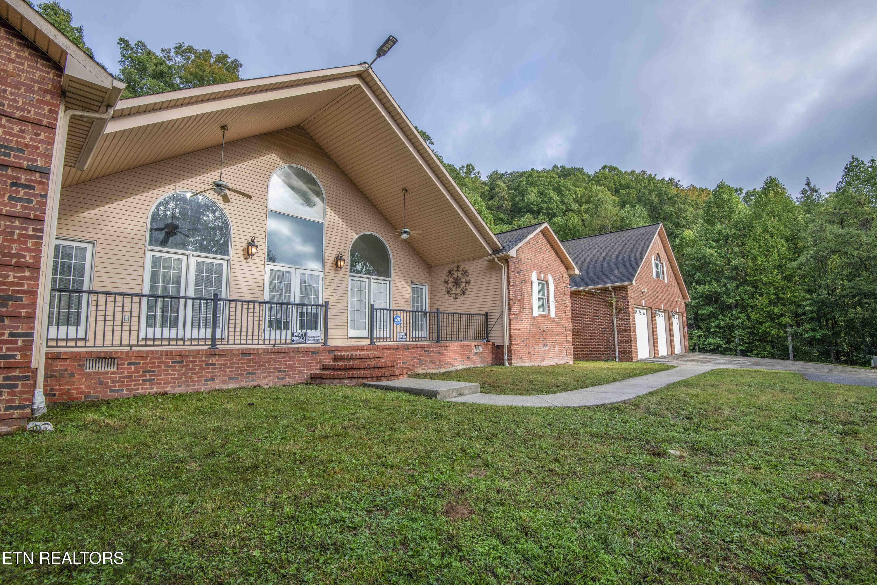 799 Twin Hills Lane