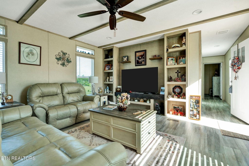 Photo of 489 County Road 500, Englewood, TN 37329 (MLS # 1356499)