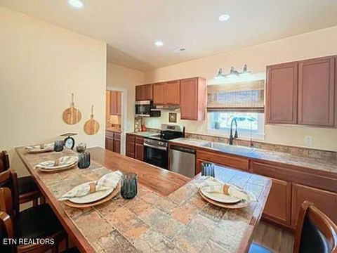 Tiny photo for 104 Marion Rd, Oak Ridge, TN 37830 (MLS # 1332661)