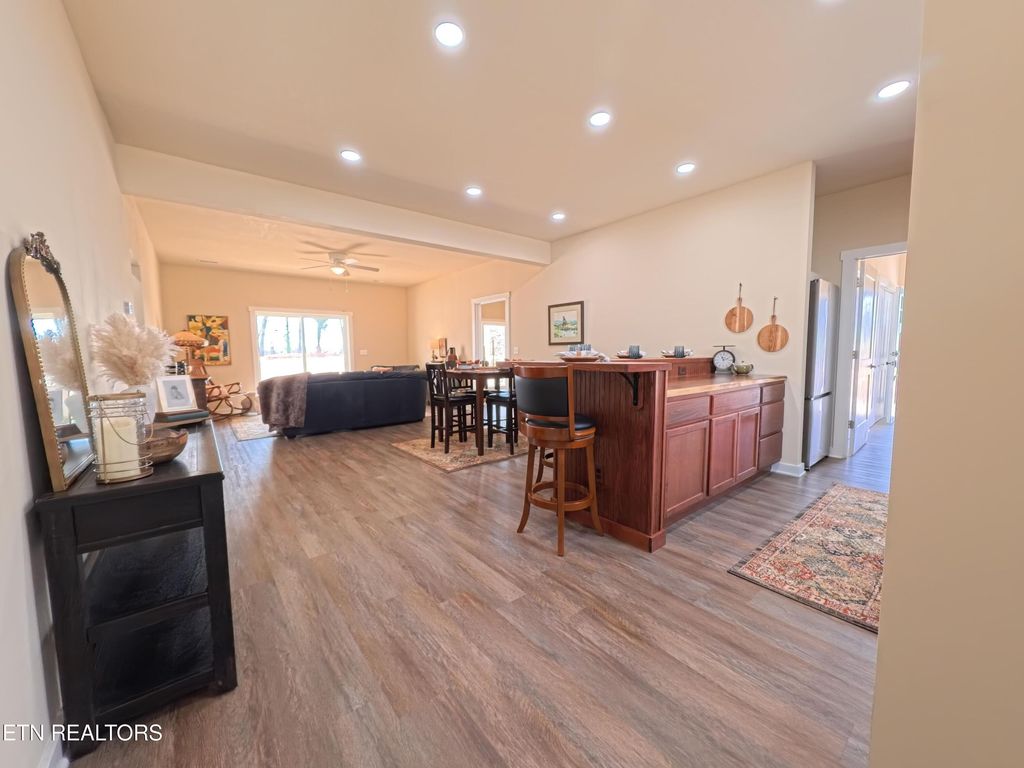 Photo of 104 Marion Rd, Oak Ridge, TN 37830 (MLS # 1332661)