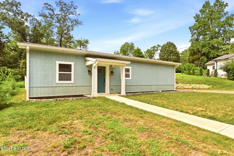Tiny photo for 104 Marion Rd, Oak Ridge, TN 37830 (MLS # 1332661)