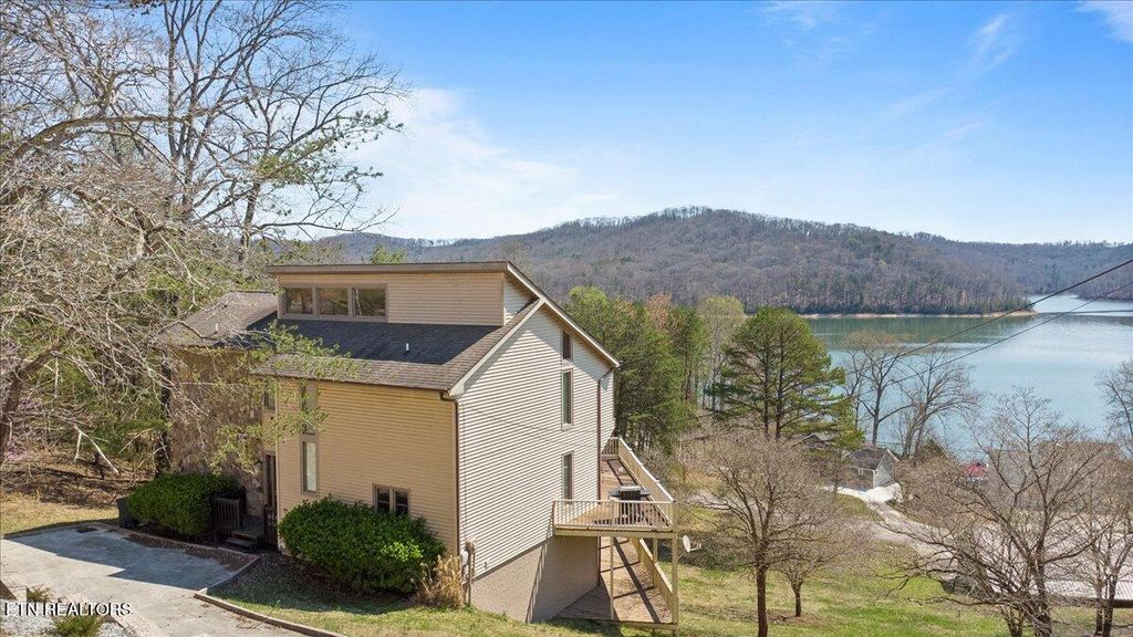 Photo of 168 Little Buck Lane, LaFollette, TN 37766 (MLS # 1295167)