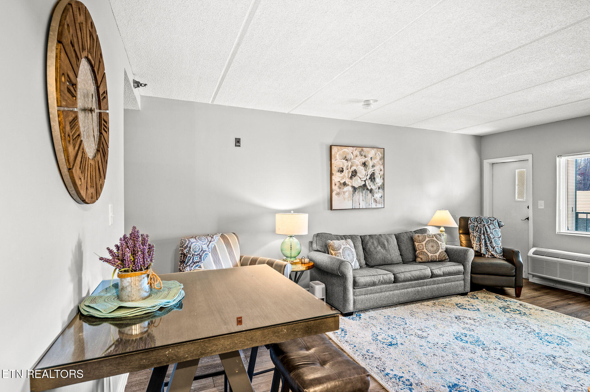 413 Baskins Creek Rd #406